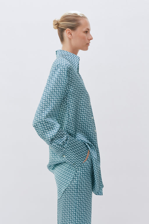 Aqua Tile Printed Silk Exaggerated collar shirt